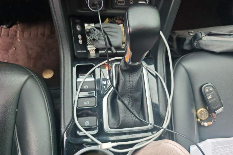 Used Jeep Grand Commander 2020 2.0T Two-Wheel Drive Elite Version Gear Lever