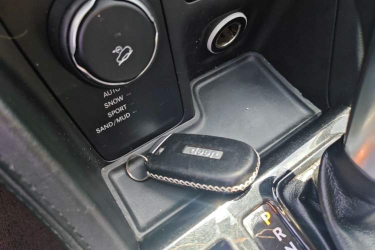 Used Jeep Grand Commander 2020 2.0T Four-Wheel Drive Night Eagle Edition Interior 1