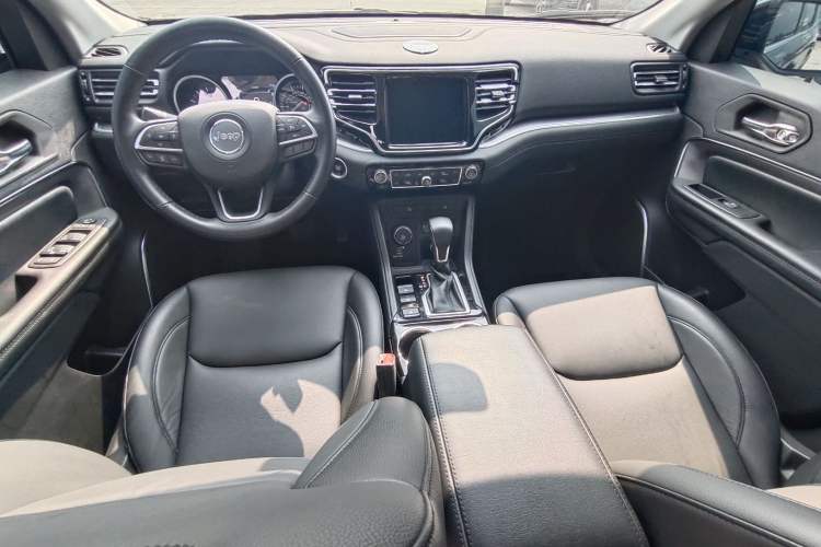 Used Jeep Grand Commander 2020 2.0T Four-Wheel Drive Elite Edition Interior 1