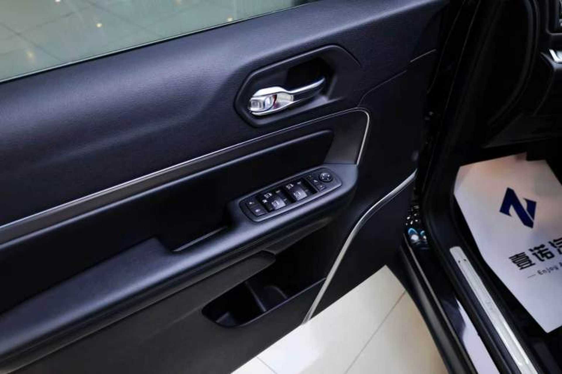 Used Jeep Grand Commander 2020 2.0T Four-Wheel Drive Elite Enhanced Edition Interior 2