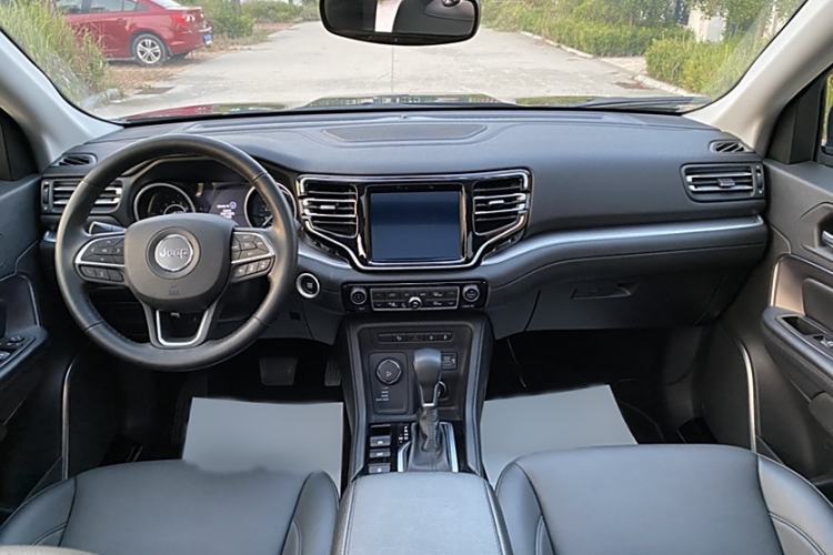 Used Jeep Grand Commander 2020 2.0T Four-Wheel Drive Elite Enhanced Edition Interior 2