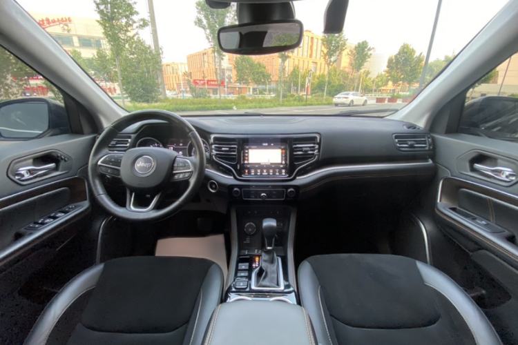Used Jeep Grand Commander 2020 2.0T Four-Wheel Drive Flagship Edition Interior 4