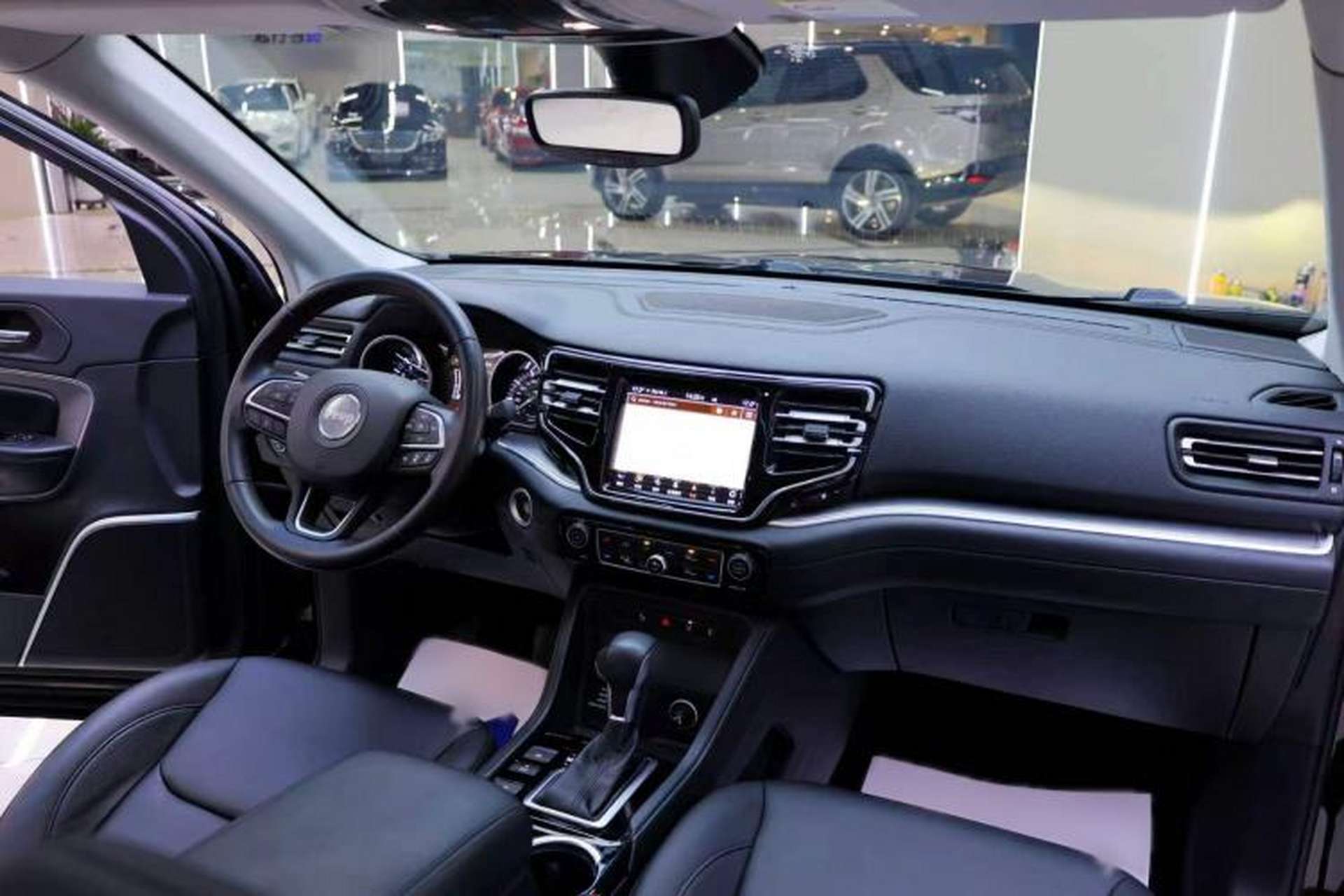 Used Jeep Grand Commander 2020 2.0T Four-Wheel Drive Elite Enhanced Edition Interior 4