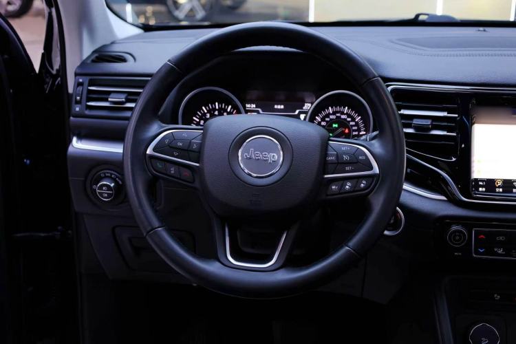 Used Jeep Grand Commander 2020 2.0T Four-Wheel Drive Elite Enhanced Edition Interior 8