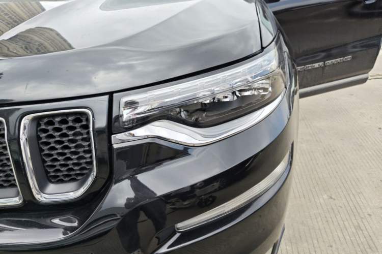 Used Jeep Grand Commander 2020 2.0T Two-Wheel Drive Elite Version Left Front Headlight