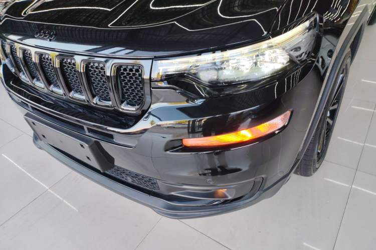 Used Jeep Grand Commander 2020 2.0T Four-Wheel Drive Night Eagle Edition Left Front Headlight