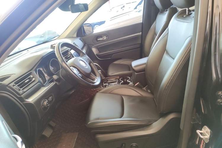 Used Jeep Grand Commander 2020 2.0T Two-Wheel Drive Elite Version Left Front Seat