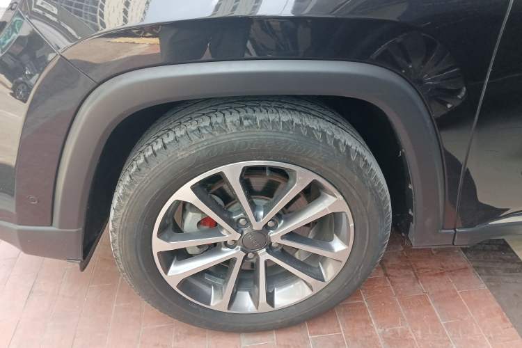 Used Jeep Grand Commander 2020 2.0T Four-Wheel Drive Elite Edition Left Front Wheel Hub