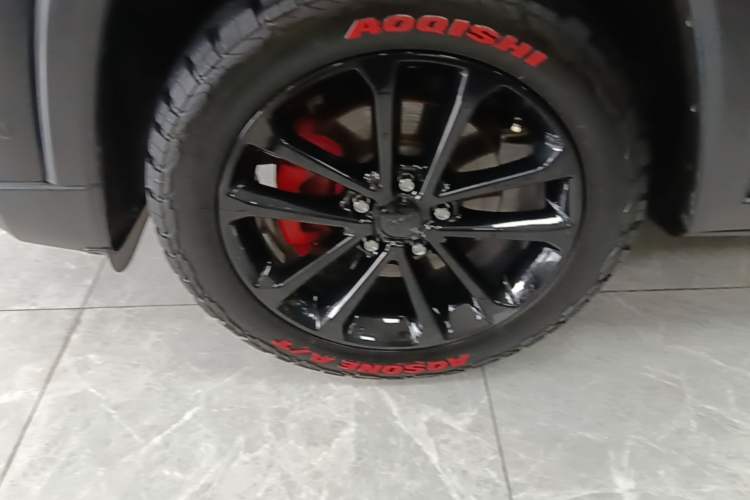 Used Jeep Grand Commander 2020 2.0T Four-Wheel Drive Elite Edition Left Front Wheel Hub