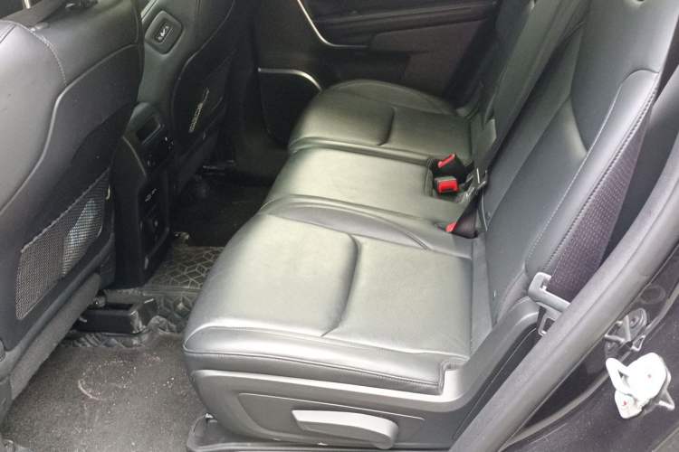 Used Jeep Grand Commander 2020 2.0T Two-Wheel Drive Elite Version Left Rear Seat