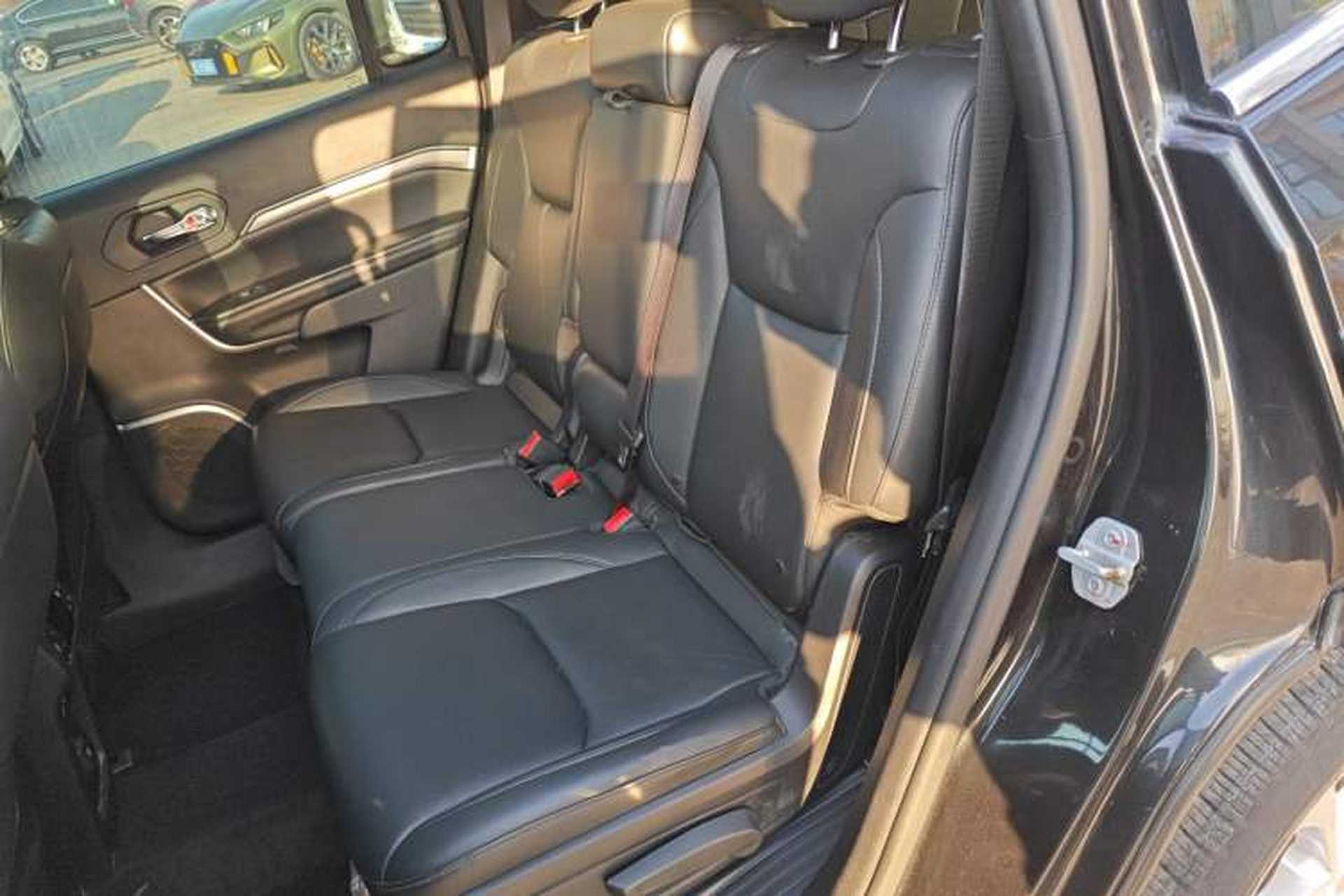 Used Jeep Grand Commander 2020 2.0T Four-Wheel Drive Elite Enhanced Edition Left Rear Seat