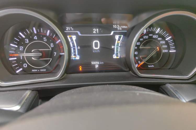 Used Jeep Grand Commander 2020 2.0T Four-Wheel Drive Elite Enhanced Edition Odometer Close Up