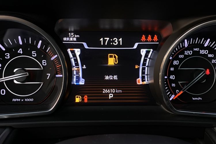 Used Jeep Grand Commander 2020 2.0T Four-Wheel Drive Elite Enhanced Edition Odometer Close Up