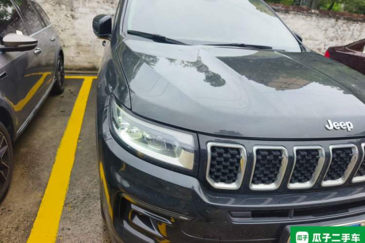 Used Jeep Grand Commander 2020 2.0T Two-Wheel Drive Leading Edition Right Front Headlight