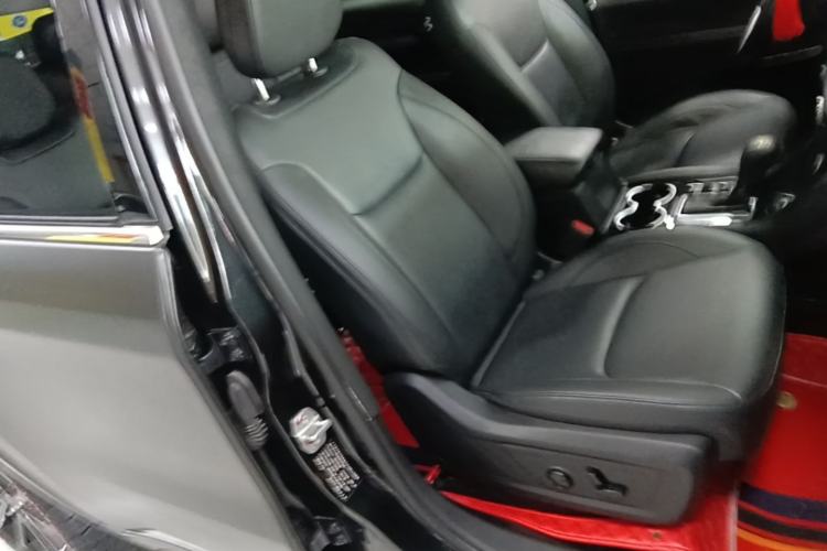 Used Jeep Grand Commander 2020 2.0T Four-Wheel Drive Elite Edition Right Front Seat