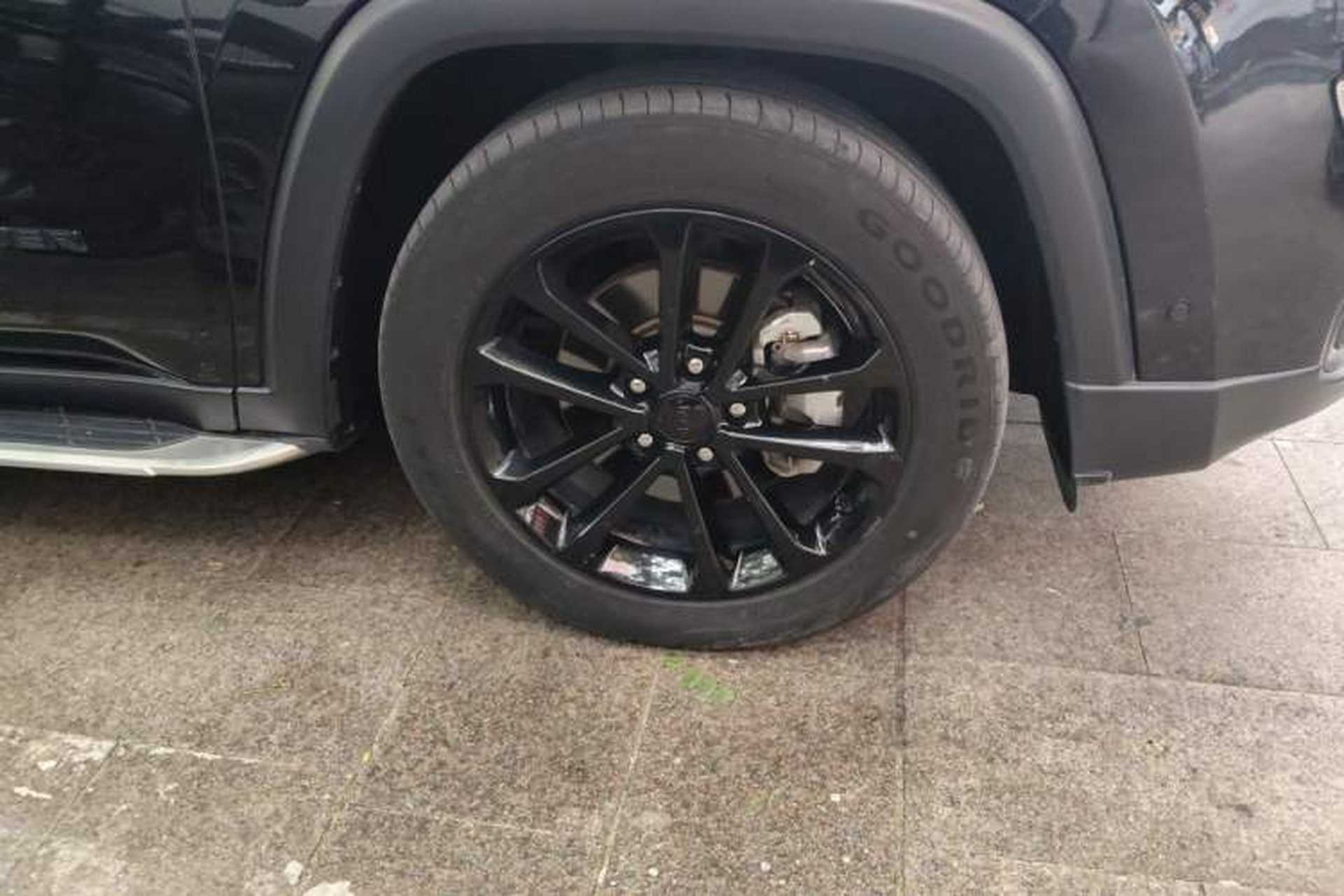Used Jeep Grand Commander 2020 2.0T Four-Wheel Drive Night Eagle Edition Right Front Wheel Hub