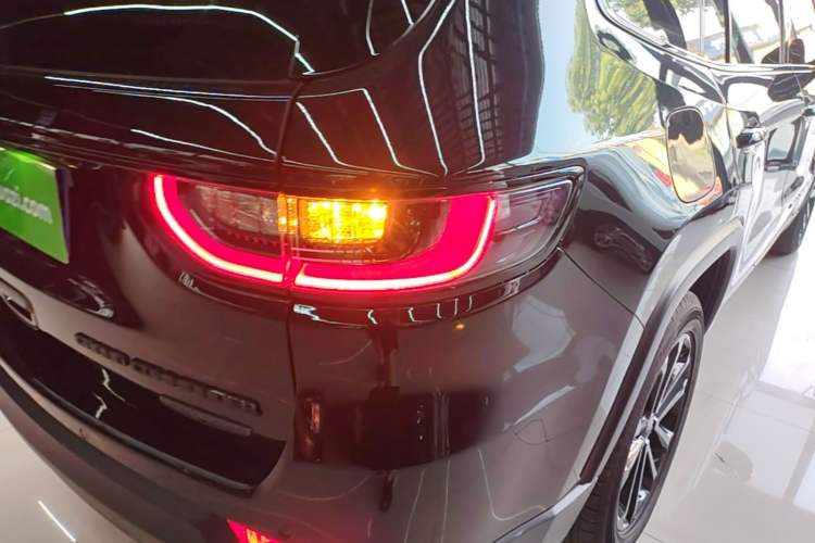 Used Jeep Grand Commander 2020 2.0T Four-Wheel Drive Night Eagle Edition Right Rear Taillight