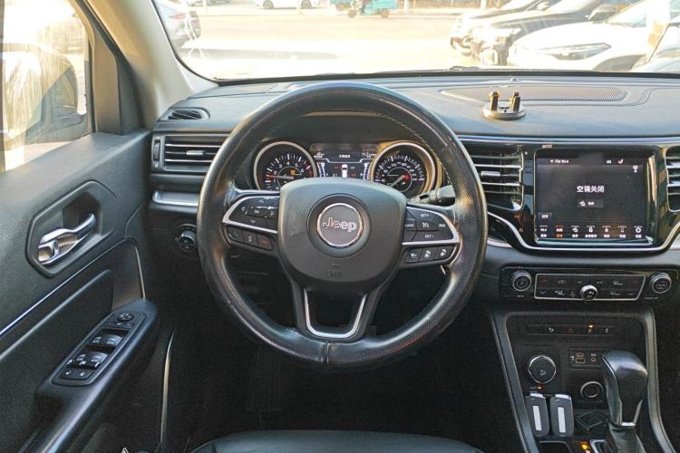 Used Jeep Grand Commander 2020 2.0T Four-Wheel Drive Elite Enhanced Edition Steering Wheel