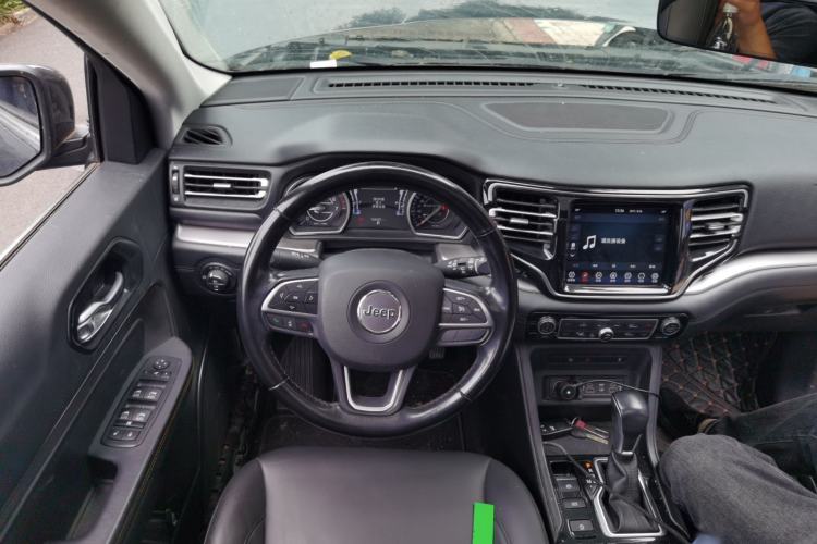 Used Jeep Grand Commander 2020 2.0T Two-Wheel Drive Leading Edition Steering Wheel