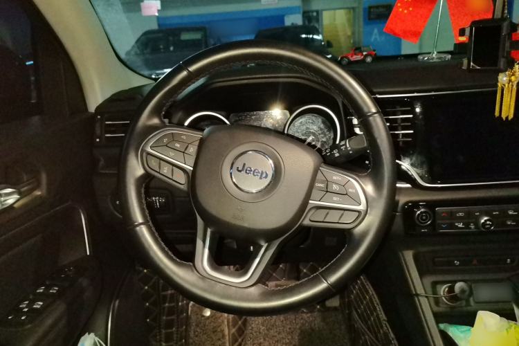Used Jeep Grand Commander 2020 2.0T Two-Wheel Drive Elite Version Steering Wheel