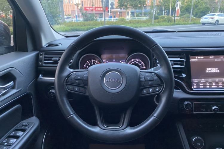 Used Jeep Grand Commander 2020 2.0T Four-Wheel Drive Night Eagle Edition Steering Wheel