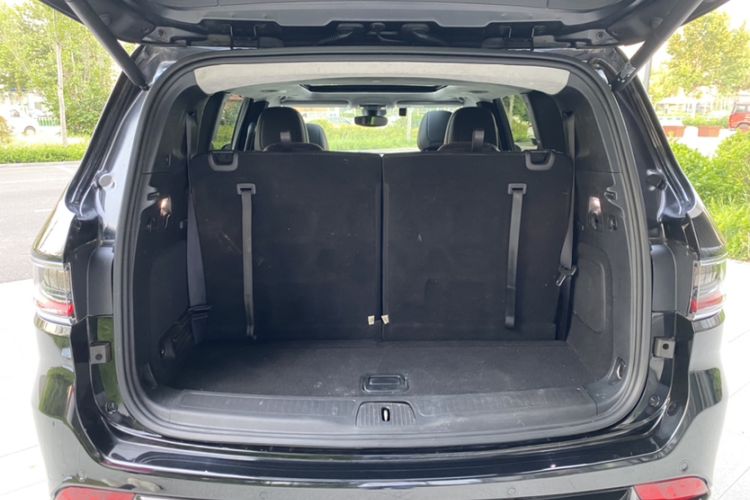 Used Jeep Grand Commander 2020 2.0T Four-Wheel Drive Flagship Edition Trunk