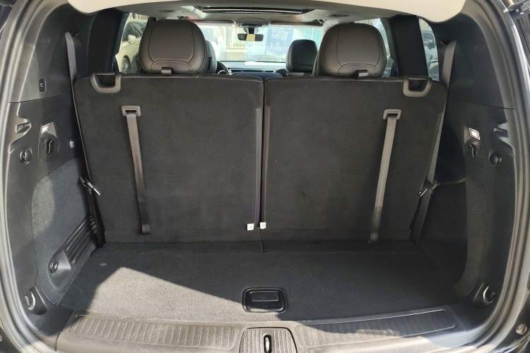 Used Jeep Grand Commander 2020 2.0T Two-Wheel Drive Elite Version Trunk