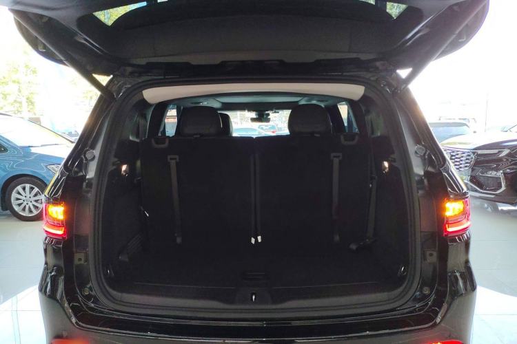 Used Jeep Grand Commander 2020 2.0T Four-Wheel Drive Night Eagle Edition Trunk