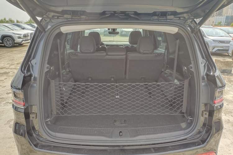 Used Jeep Grand Commander 2020 2.0T Four-Wheel Drive Elite Edition Trunk