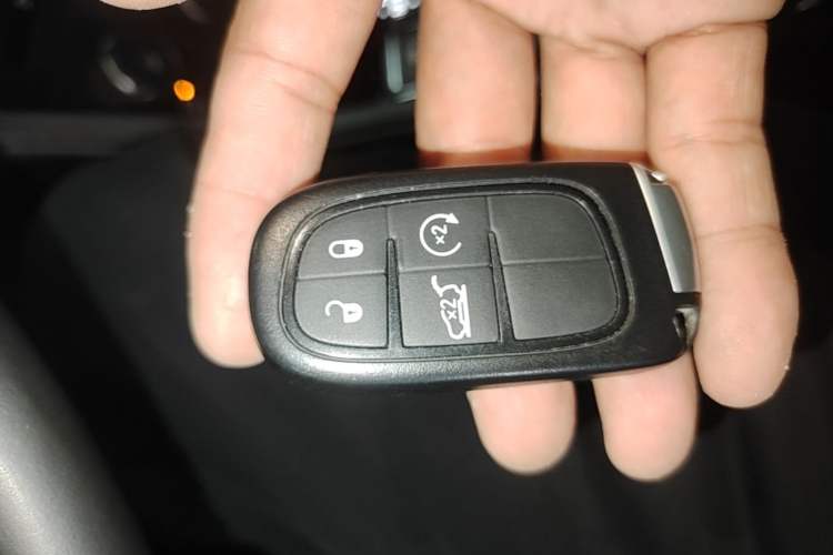 Used Jeep Grand Commander 2020 2.0T Four-Wheel Drive Elite Enhanced Edition Vehicle Key
