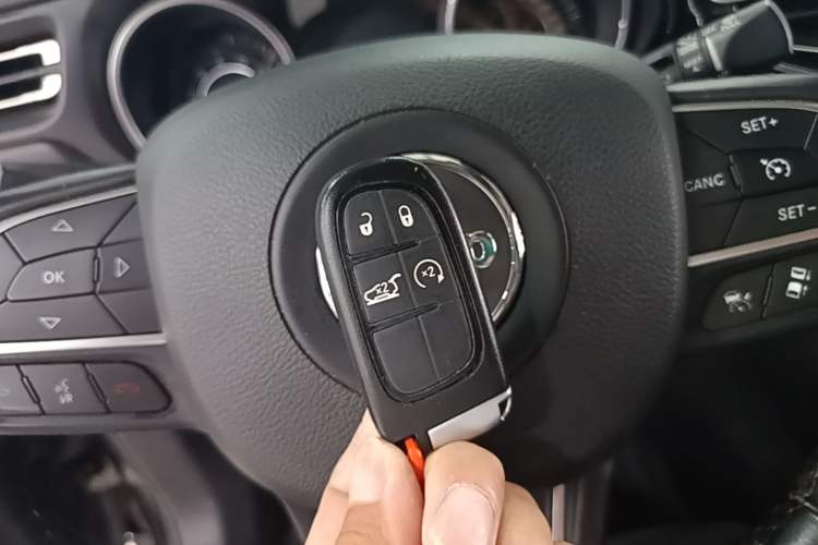 Used Jeep Grand Commander 2020 2.0T Four-Wheel Drive Elite Enhanced Edition Vehicle Key