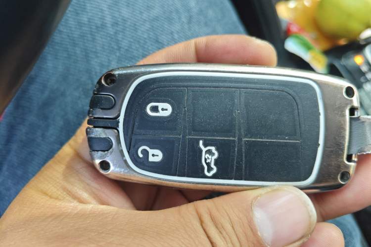 Used Jeep Grand Commander 2020 2.0T Four-Wheel Drive Elite Edition Vehicle Key