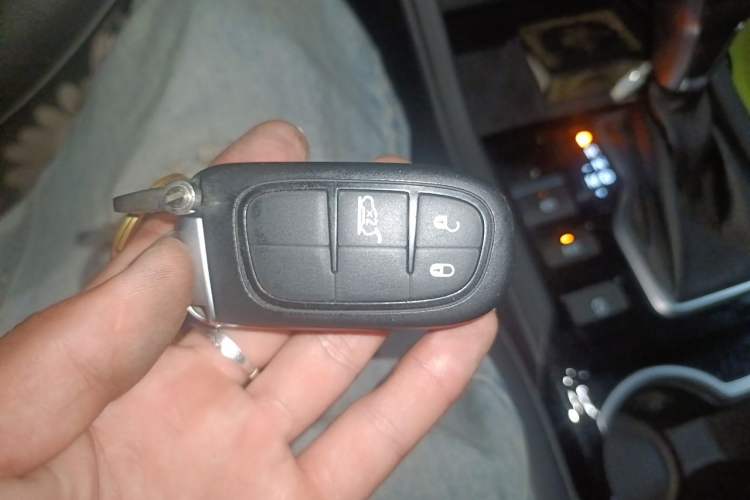 Used Jeep Grand Commander 2020 2.0T Two-Wheel Drive Leading Edition Vehicle Key