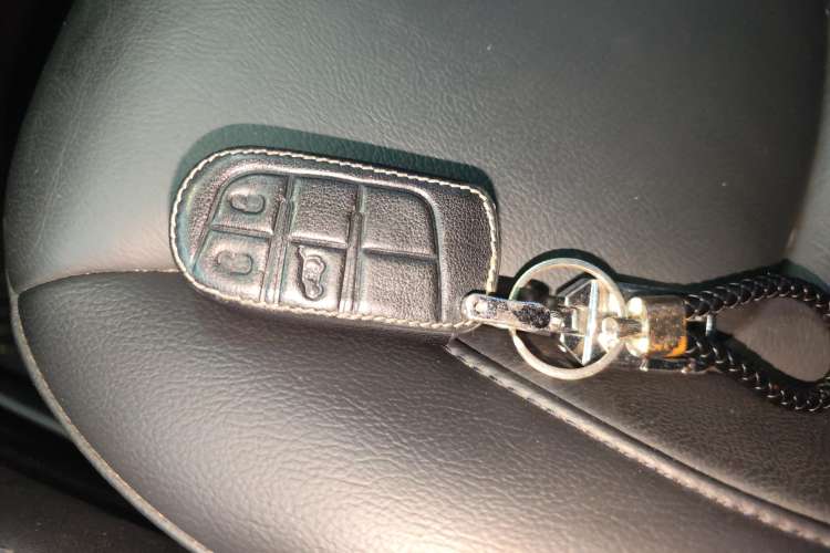 Used Jeep Grand Commander 2020 2.0T Two-Wheel Drive Elite Version Vehicle Key
