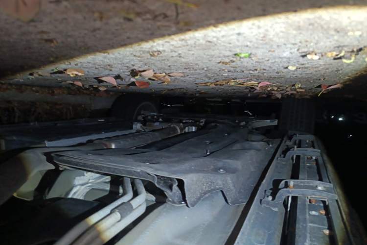 Used Jeep Grand Commander 2020 2.0T Two-Wheel Drive Elite Version Chassis Rear Left