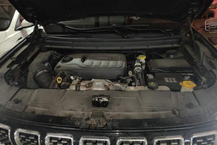 Used Jeep Grand Commander 2020 2.0T Four-Wheel Drive Flagship Edition Engine Bay