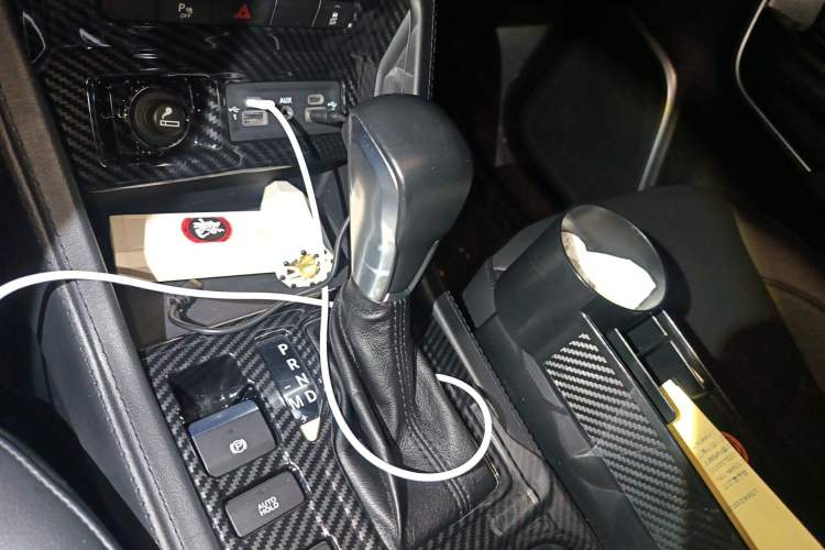 Used Jeep Grand Commander 2020 2.0T Two-Wheel Drive Elite Version Gear Lever