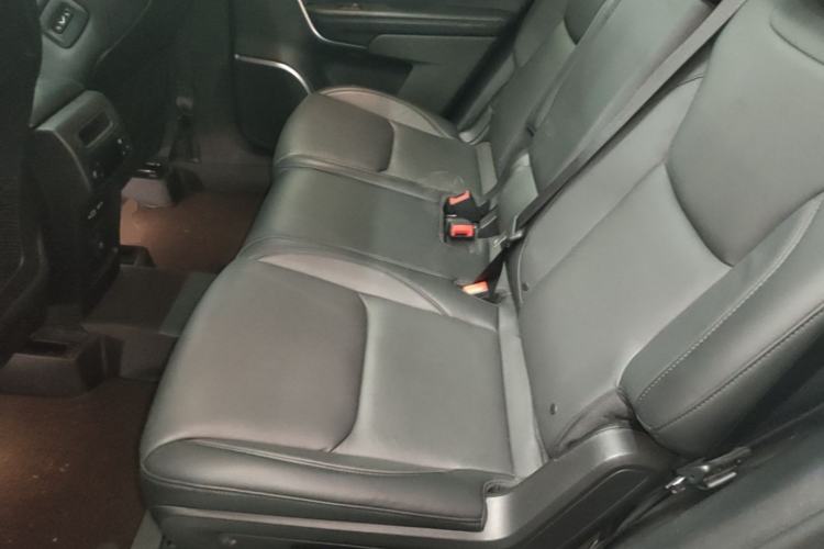 Used Jeep Grand Commander 2020 2.0T Two-Wheel Drive Elite Version Left Rear Seat