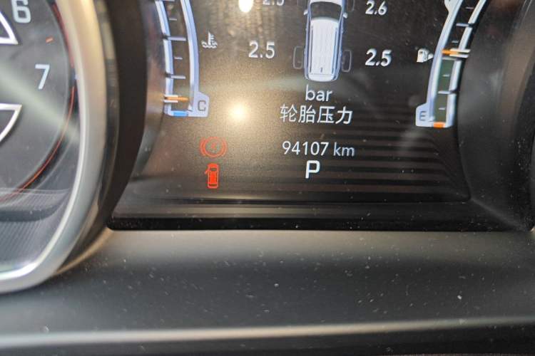 Used Jeep Grand Commander 2020 2.0T Four-Wheel Drive Elite Enhanced Edition Odometer Close Up
