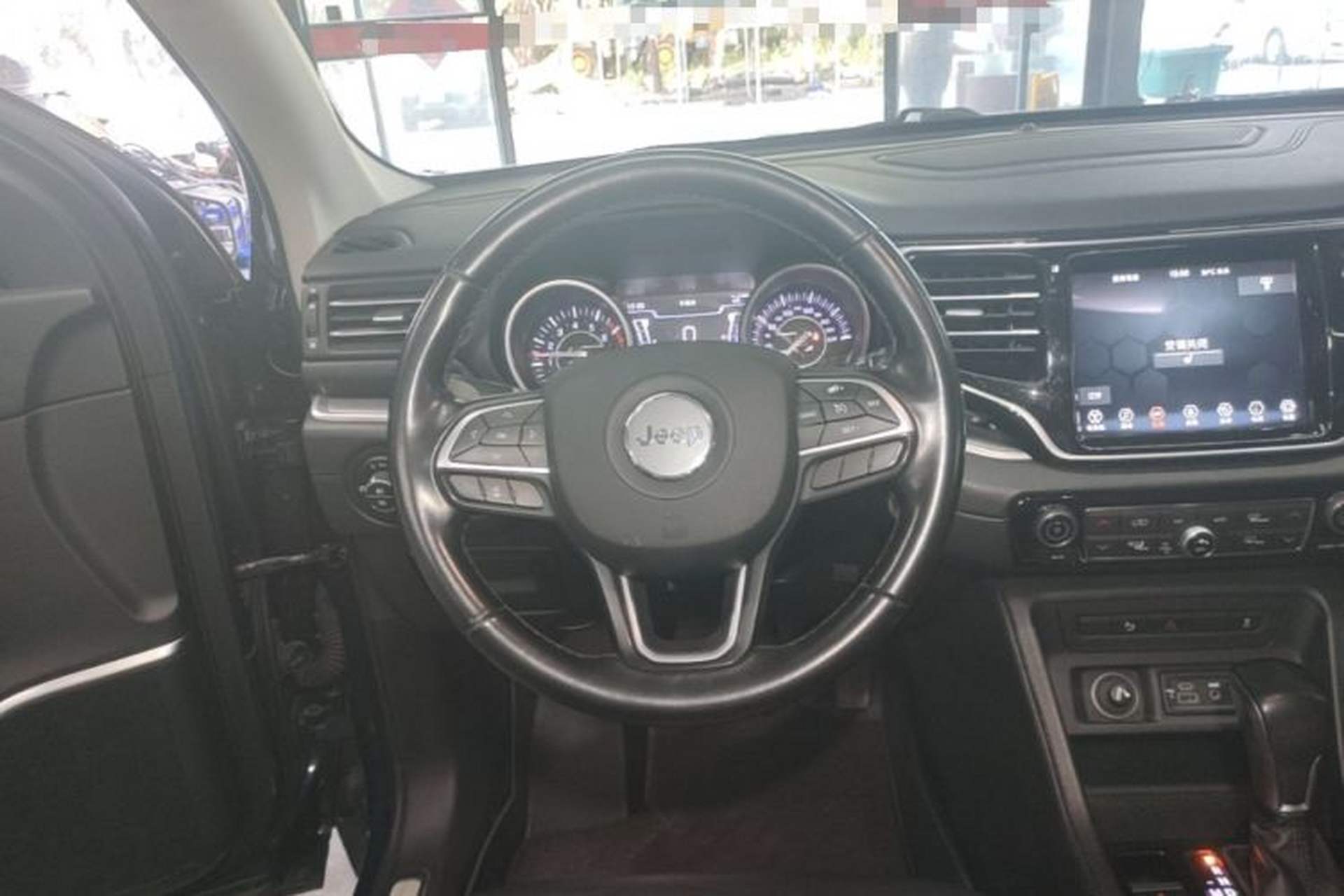 Used Jeep Grand Commander 2020 2.0T Two-Wheel Drive Elite Version Steering Wheel