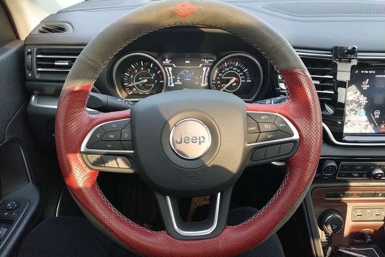 Used Jeep Grand Commander 2020 2.0T Four-Wheel Drive Elite Edition Steering Wheel