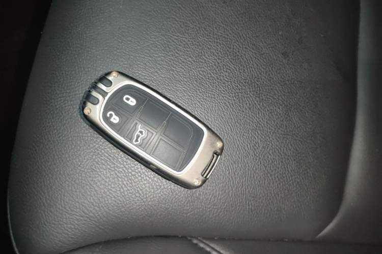Used Jeep Grand Commander 2020 2.0T Two-Wheel Drive Elite Version Vehicle Key