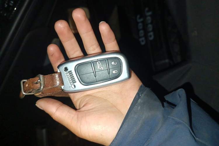 Used Jeep Grand Commander 2020 2.0T Two-Wheel Drive Elite Version Vehicle Key