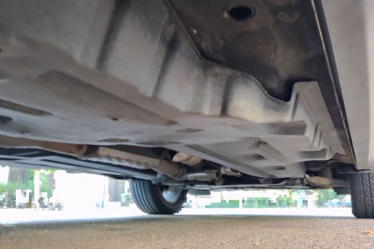 Used Jeep Grand Commander 2020 2.0T Four-Wheel Drive Night Eagle Edition Chassis Rear Right