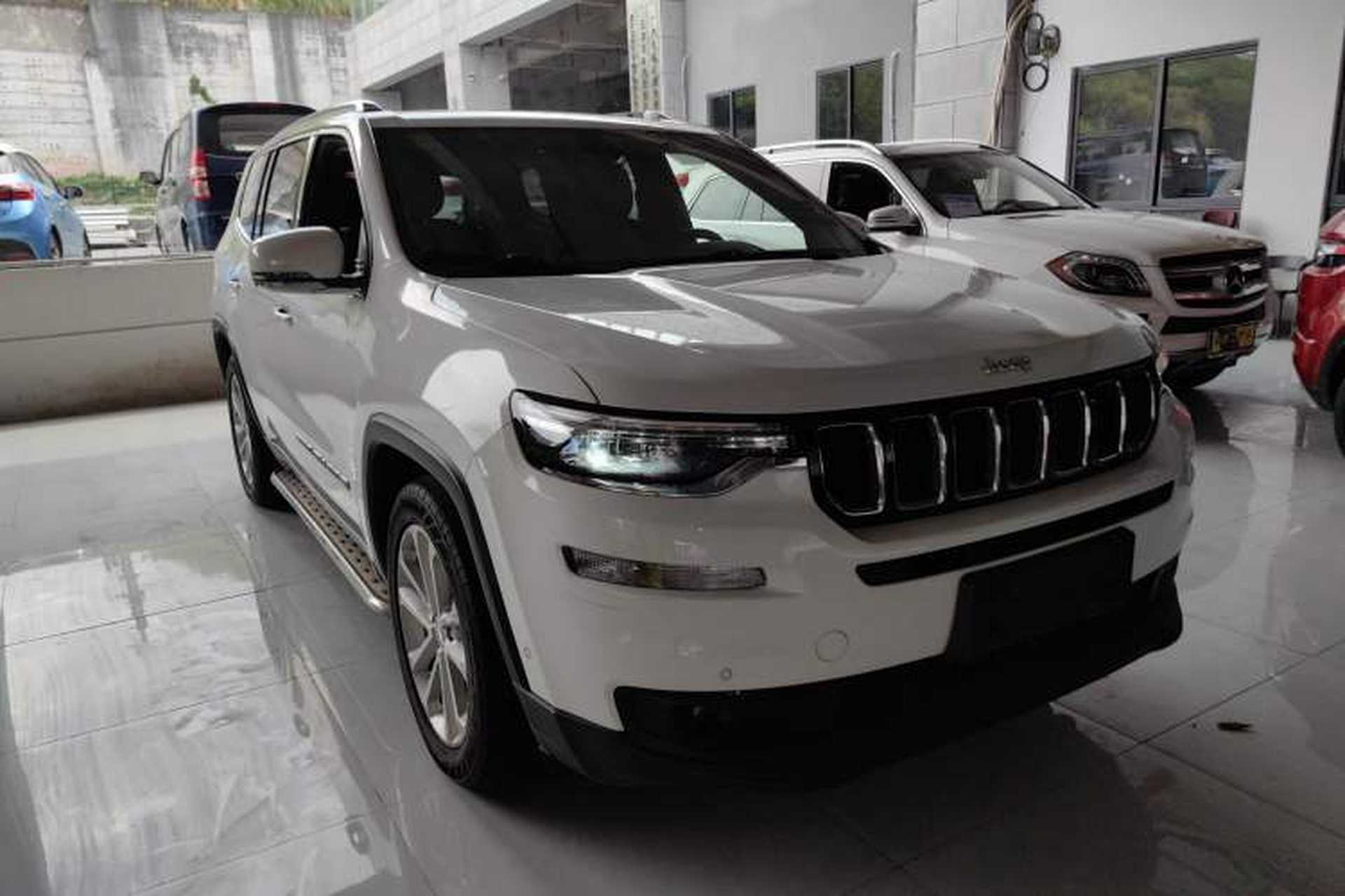 Used Jeep Grand Commander 2020 2.0T Two-Wheel Drive Leading Edition Front Right 45 Deg