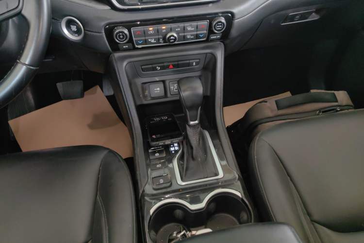 Used Jeep Grand Commander 2020 2.0T Two-Wheel Drive Leading Edition Gear Lever