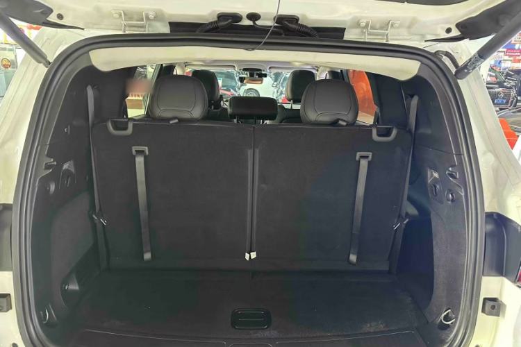Used Jeep Grand Commander 2020 2.0T Two-Wheel Drive Elite Version Interior 8