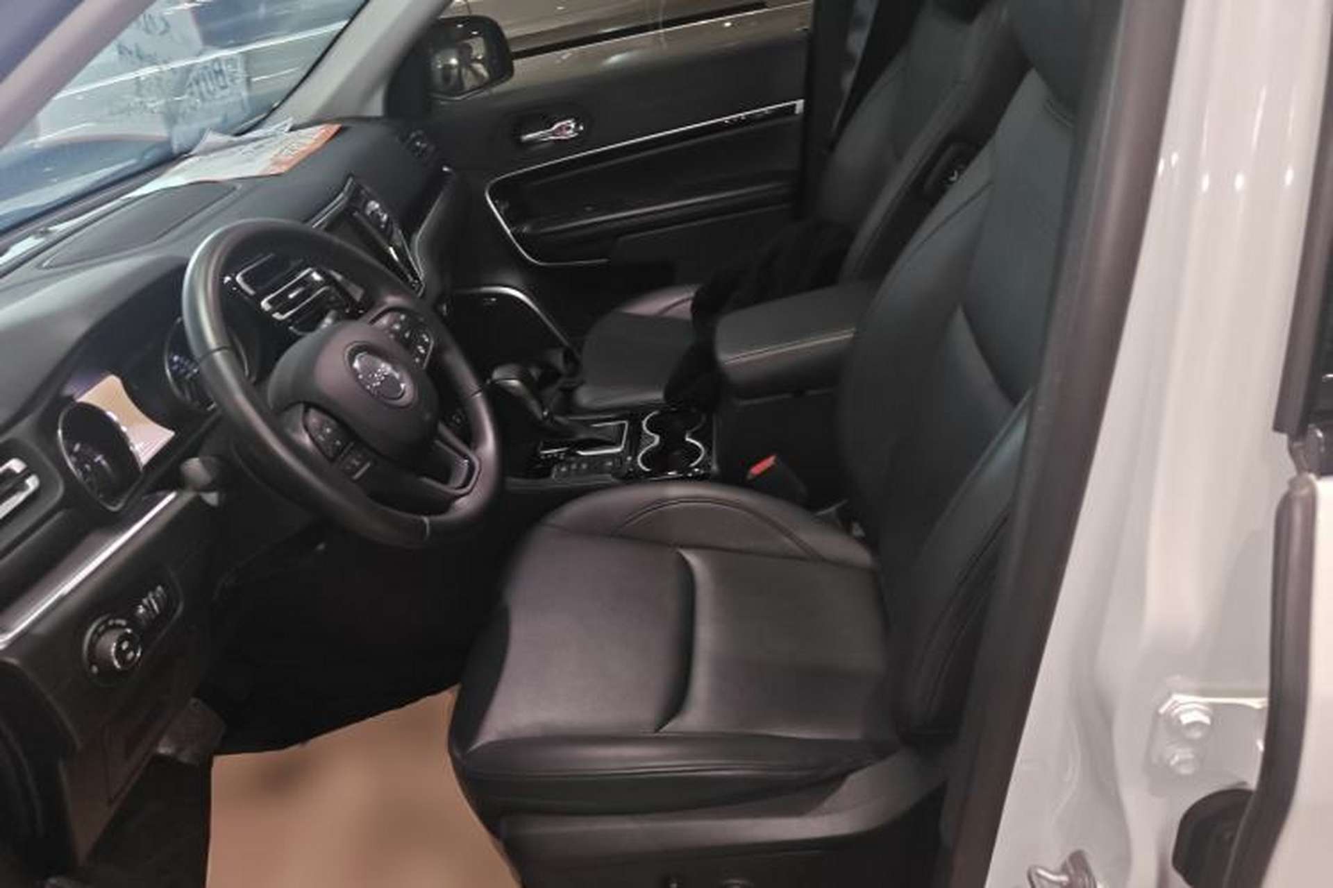 Used Jeep Grand Commander 2020 2.0T Four-Wheel Drive Night Eagle Edition Left Front Seat