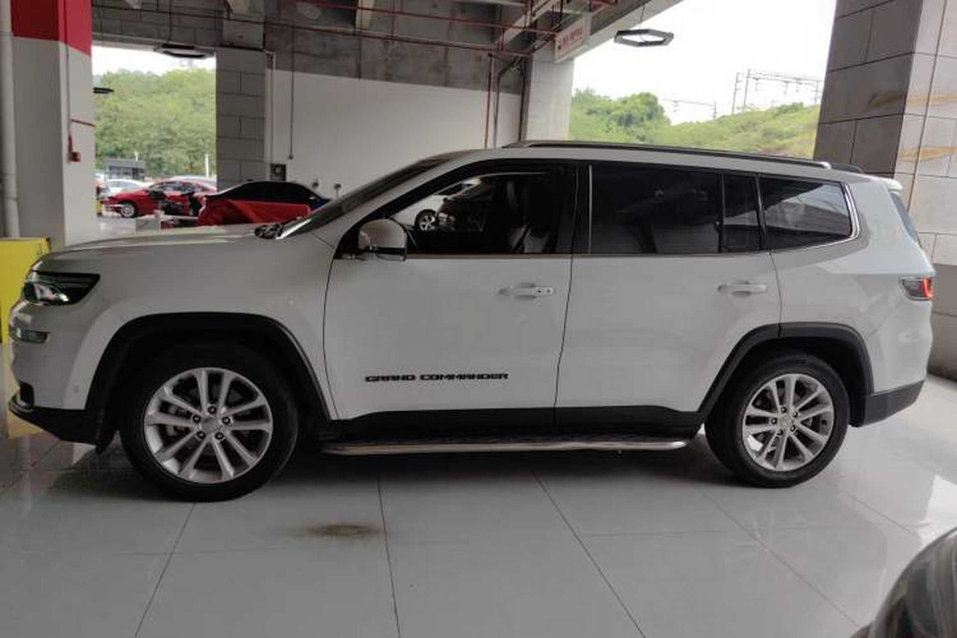 Used Jeep Grand Commander 2020 2.0T Two-Wheel Drive Leading Edition Left Side