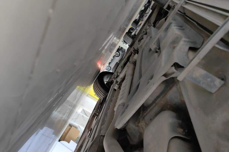 Used Jeep Grand Commander 2020 2.0T Two-Wheel Drive Leading Edition Left Side Sill